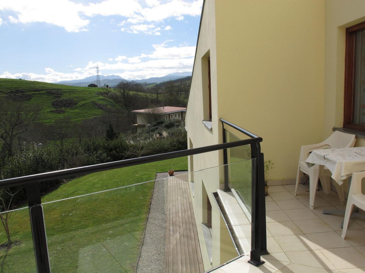 Belvilla By Oyo Villa Villaverde Villaverde de Pontones Exteriör bild